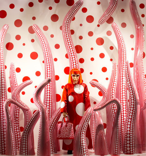 Love this Yayoi Kusama sculpture on the facade of the Louis